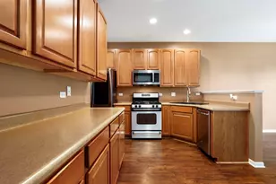 444 Jamestown Ct, Aurora, IL 60502 - Photo 9