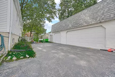 8622 W 90th Place, Hickory Hills, IL 60457 - Photo 21