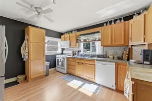 503 NE 3rd St, Aledo, IL 61231 - Photo 11