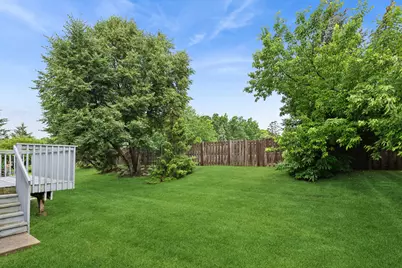 1520 Queen Ann Lane, Gurnee, IL 60031 - Photo 25
