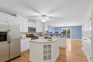 1520 Queen Ann Ln, Gurnee, IL 60031 - Photo 7