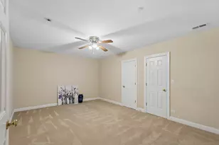 1520 Queen Ann Ln, Gurnee, IL 60031 - Photo 23