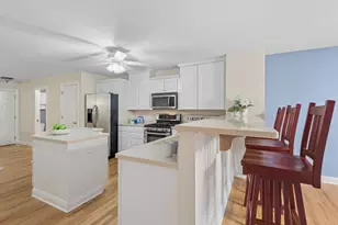 1520 Queen Ann Ln, Gurnee, IL 60031 - Photo 7