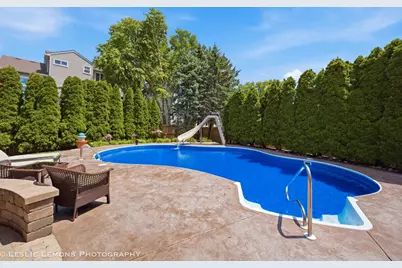 9011 Coppergate Road, Woodridge, IL 60517 - Photo 37