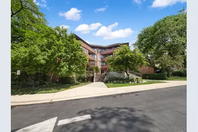 706 Waukegan Road #C-203, Glenview, IL 60025 - Photo 1
