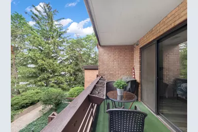 706 Waukegan Road #C-203, Glenview, IL 60025 - Photo 19