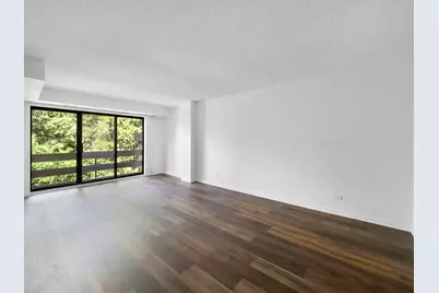 706 Waukegan Road #C-203, Glenview, IL 60025 - Photo 7