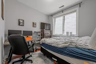 1924 W Diversey Ave, Chicago, IL 60614 - Photo 7
