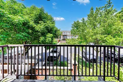 382 Kelburn Road #221, Deerfield, IL 60015 - Photo 5