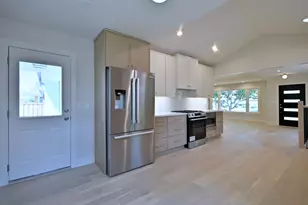 800 S Swain Ave, Elmhurst, IL 60126 - Photo 17
