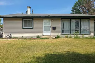 116 Cordova Rd, Carpentersville, IL 60110 - Photo 1