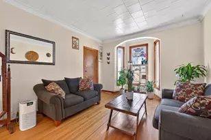 3035 N Spaulding Ave, Chicago, IL 60618 - Photo 3