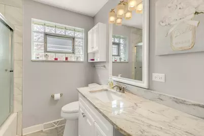 7046 N Franks Avenue, Niles, IL 60714 - Photo 9
