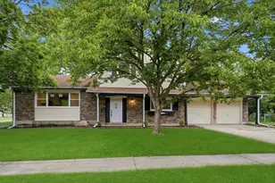 17636 Baker Ave, Country Club Hills, IL 60478 - Photo 3