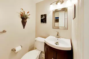 918 E Patten Dr, Palatine, IL 60074 - Photo 11