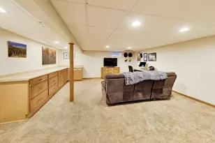 918 E Patten Dr, Palatine, IL 60074 - Photo 17
