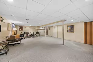 8007 Alexandria Dr, Tinley Park, IL 60477 - Photo 17