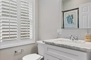 131 Joyce Pl, Park Ridge, IL 60068 - Photo 17