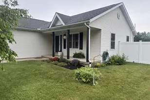 731 Clancy Dr, Dalzell, IL 61320 - Photo 25