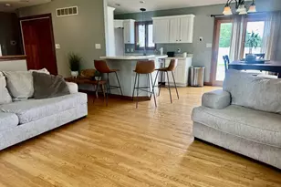 731 Clancy Dr, Dalzell, IL 61320 - Photo 3