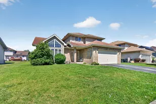 18020 Charlotte Dr, Lansing, IL 60438 - Photo 1