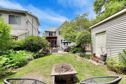 124 Lockerbie Lane, Wilmette, IL 60091 - Photo 35
