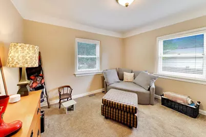 124 Lockerbie Lane, Wilmette, IL 60091 - Photo 17