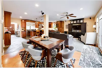 124 Lockerbie Lane, Wilmette, IL 60091 - Photo 15