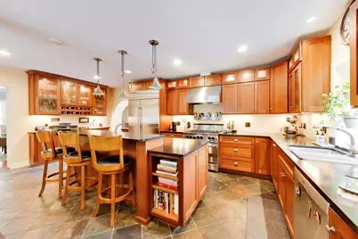 124 Lockerbie Lane, Wilmette, IL 60091 - Photo 11