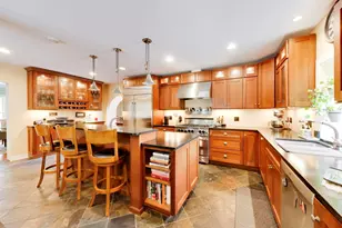 124 Lockerbie Ln, Wilmette, IL 60091 - Photo 11