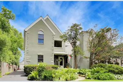 124 Lockerbie Lane, Wilmette, IL 60091 - Photo 1