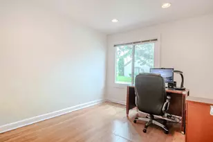 1260 Franklin Ln, Buffalo Grove, IL 60089 - Photo 5