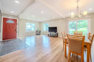 1260 Franklin Ln, Buffalo Grove, IL 60089 - Photo 3