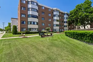 5500 W Lincoln Ave, Morton Grove, IL 60053 - Photo 11