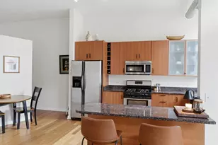 1521 W Haddon Ave, Chicago, IL 60642 - Photo 11