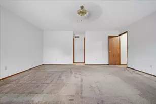 1301 Chadwick Dr, Normal, IL 61761 - Photo 17