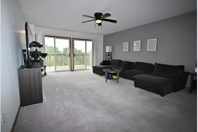 3814 W Richwoods Boulevard #7, Peoria, IL 61615 - Photo 5