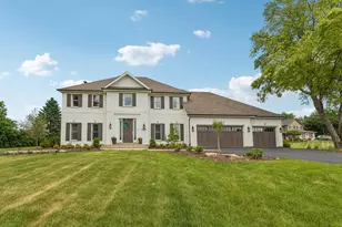 5N619 Farrier Point Ln, Saint Charles, IL 60175 - Photo 1