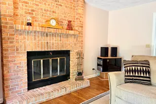 1137 Loyola Dr, Libertyville, IL 60048 - Photo 19