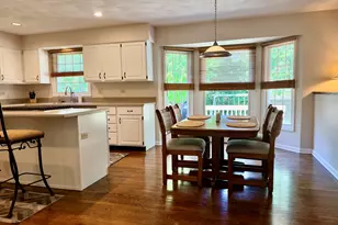 1137 Loyola Dr, Libertyville, IL 60048 - Photo 9