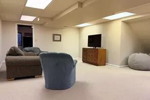 1137 Loyola Dr, Libertyville, IL 60048 - Photo 39