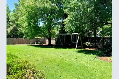 1137 Loyola Drive, Libertyville, IL 60048 - Photo 45