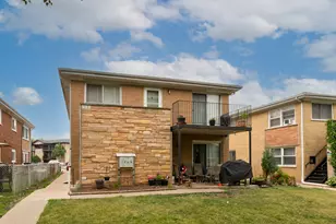 533 Green Oaks Ct, Addison, IL 60101 - Photo 1