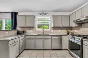 269 Concord Square, Gurnee, IL 60031 - Photo 11
