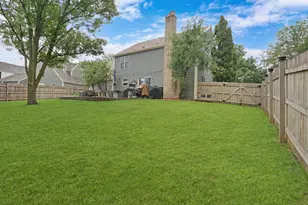 269 Concord Square, Gurnee, IL 60031 - Photo 41