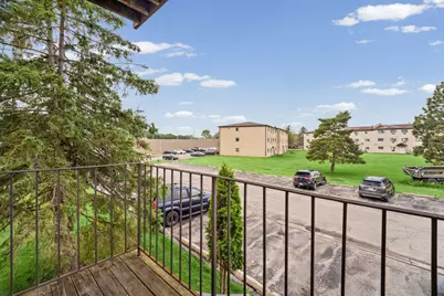 2429 Crystal Lane #2D, Arlington Heights, IL 60004 - Photo 13