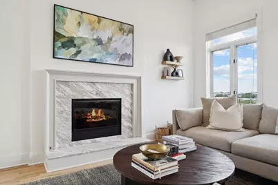 3011 N Ashland Avenue #4S, Chicago, IL 60657 - Photo 5