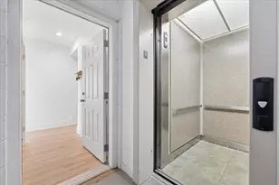 3011 N Ashland Ave, Chicago, IL 60657 - Photo 25