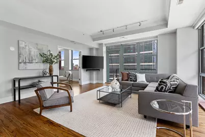 165 N Canal Street #712, Chicago, IL 60606 - Photo 3