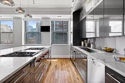 165 N Canal Street #712, Chicago, IL 60606 - Photo 15